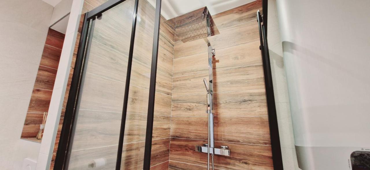 Apartament Le Claudius Annecy Zewnętrze zdjęcie