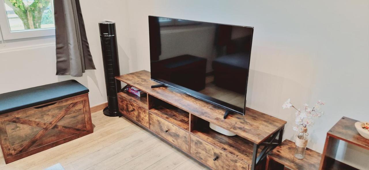 Apartament Le Claudius Annecy Zewnętrze zdjęcie